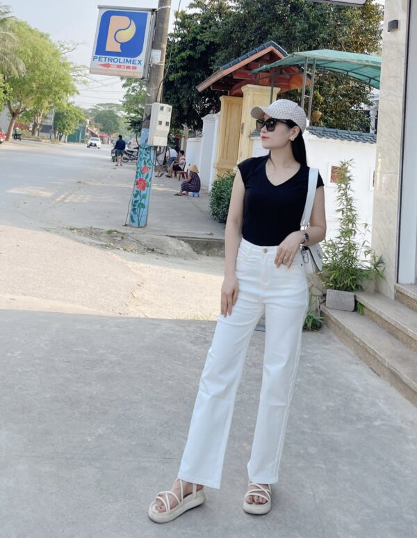 Quần Jeans Nữ Ống Vẩy Gấu Thường - Ảnh 3